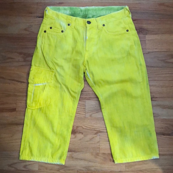 Cargo Jean shorts in neon yellow and hand painted in Size 32 - Picture 1 of 10
